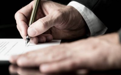 Lo que debes saber ante la firma de un contrato mercantil